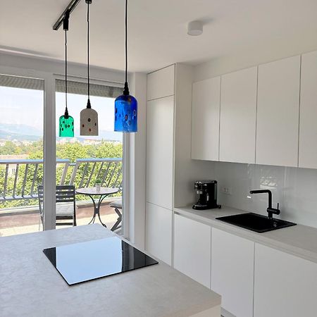 Luxe Penthouse With A Castle View Ljubljana Bagian luar foto