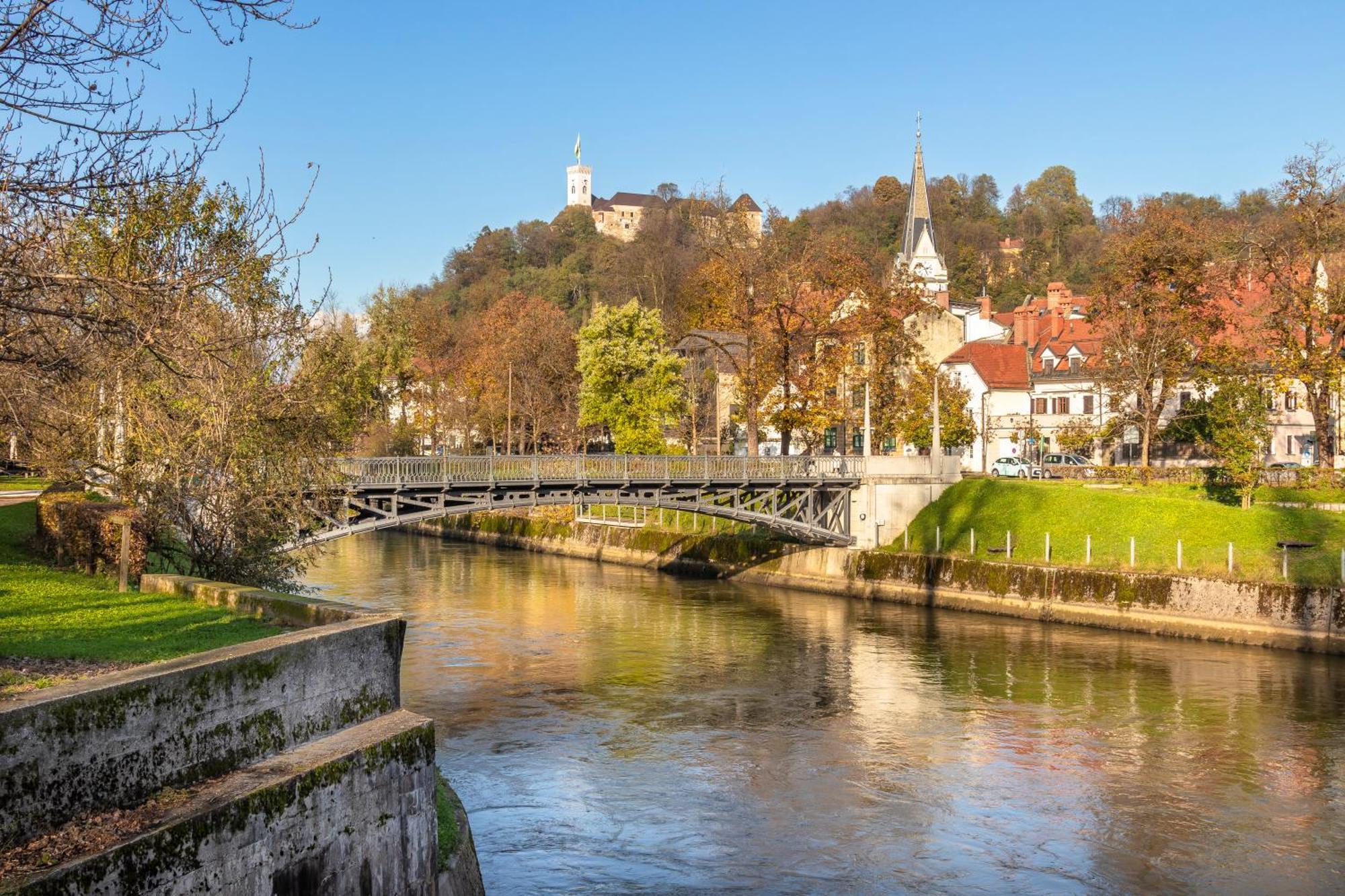 Luxe Penthouse With A Castle View Ljubljana Bagian luar foto